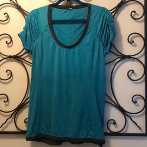 Lululemon tech top